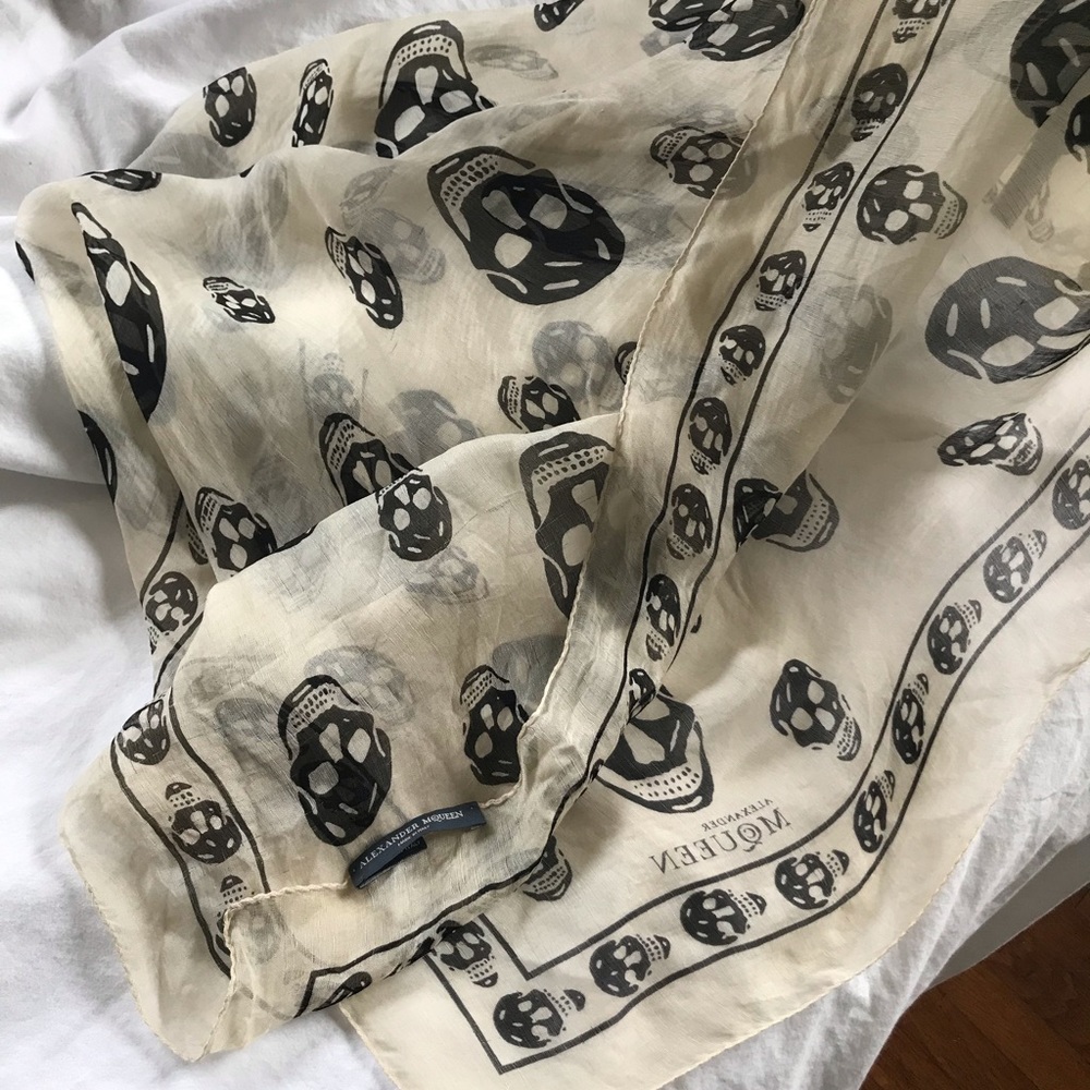 Alexander McQueen scarf